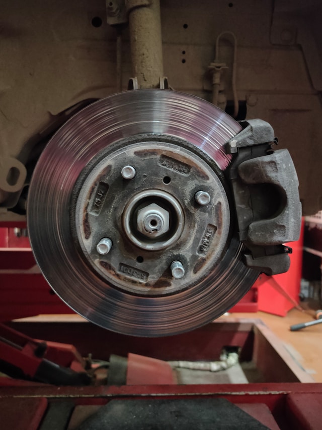 Brake rotor replacement service